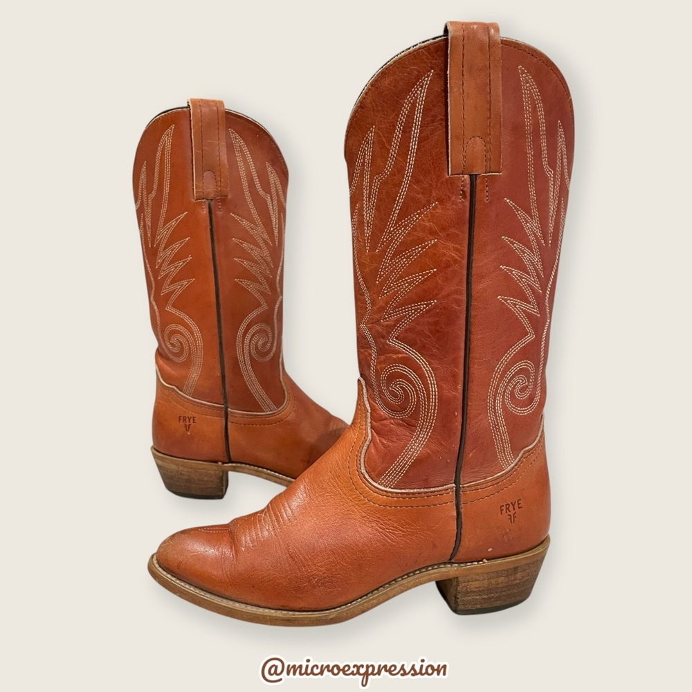 VINTAGE 1990s Frye Brown Red Leather Pull On Low Heel Western Boho Cowboy Boot